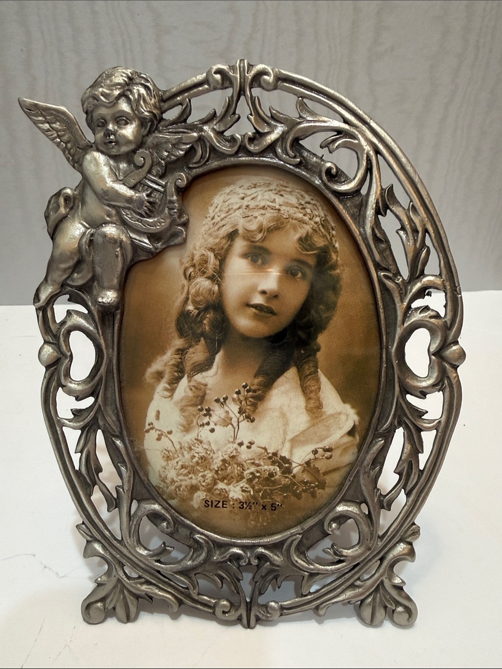 Vtg Art Nouveau Pewter Cherub Angel Oval Picture Frame 3.5x5 Victorian Ornate